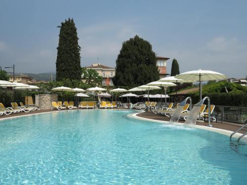Hotel Villa Mulino ***S Garda  Exterior photo